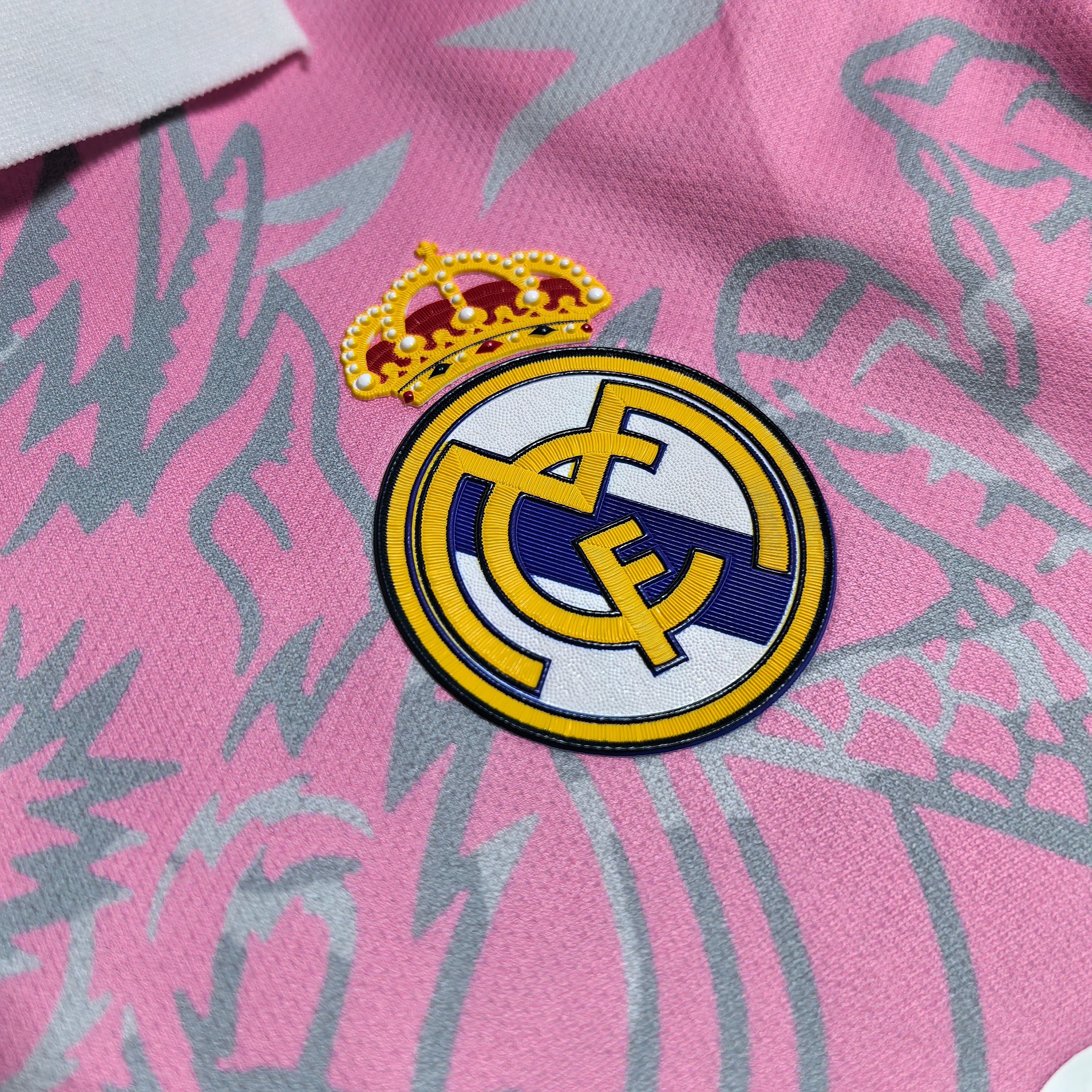 Maillot Real Madrid Dragon Edition – Rose